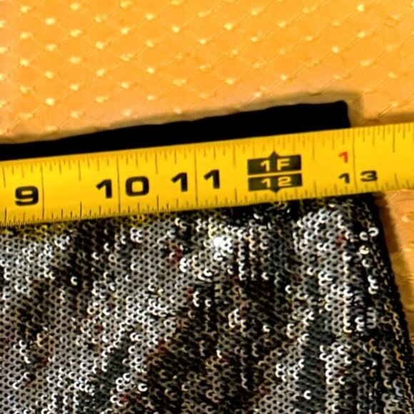 Forever 21 Sparkly Sequin Silver Black Mini Skirt Back Zip Festive Lined Small - Picture 5 of 6